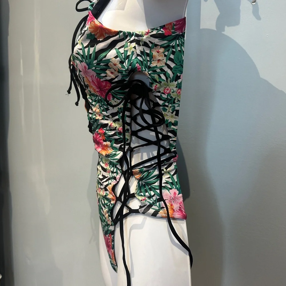 Yandy Zebra Floral Tropical Print Onepiece Swimsuit Medium New with Tags